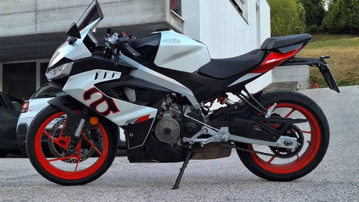 Aprilia RS 457 (2024 - 26)  (3)