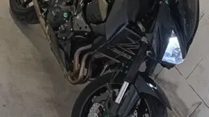 Kawasaki Z 800 ABS (2012 - 16)  (2)