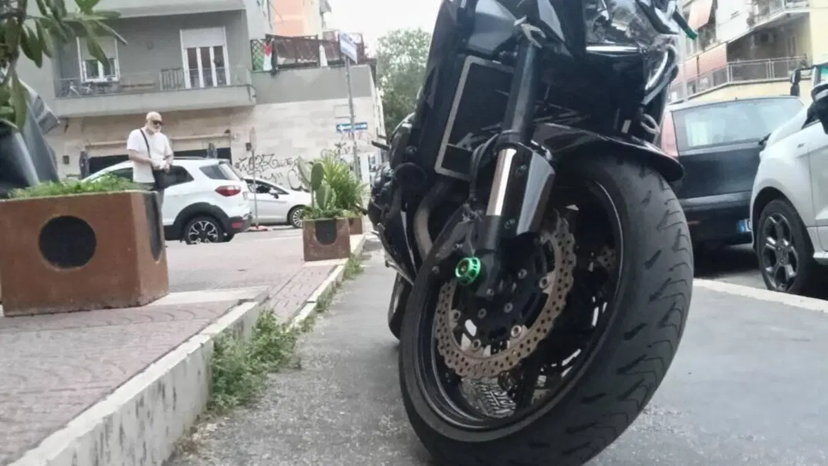 Kawasaki Z 800 ABS (2012 - 16)  (5)