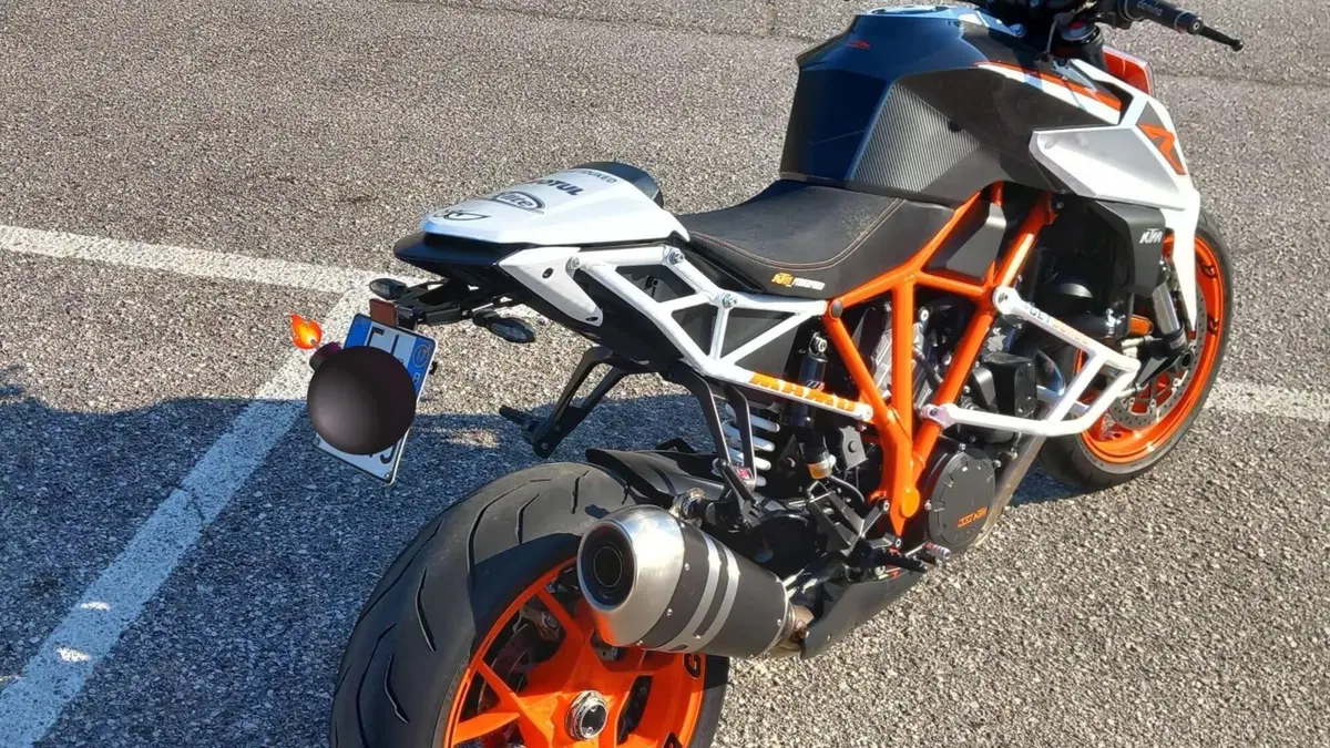 KTM 1290 Super Duke R ABS (2017 - 18)  (4)