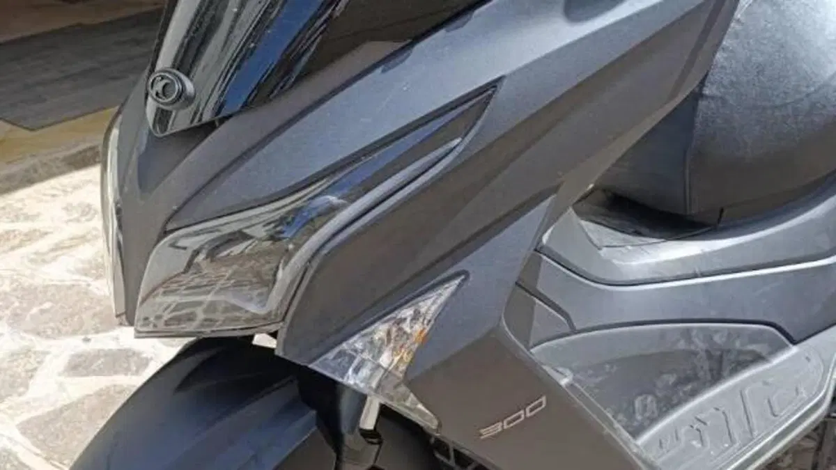 Kymco X-Town 300i (2021 - 24)  (3)