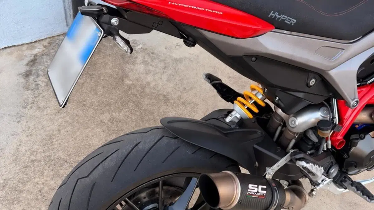 Ducati Hypermotard 821 (2013 - 15)  (2)