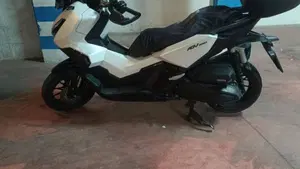 Honda ADV 350 (2022 - 24)  (6)
