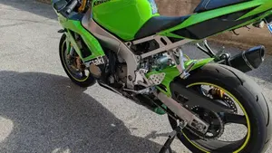 Kawasaki Ninja 636 ZX-6R (2003 - 04)  (5)