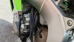 Kawasaki Ninja 636 ZX-6R (2003 - 04)  (7)