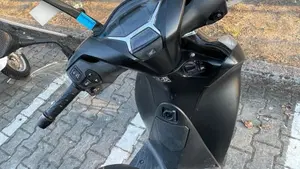 Honda SH 150i Sport (2022 - 23)  (6)