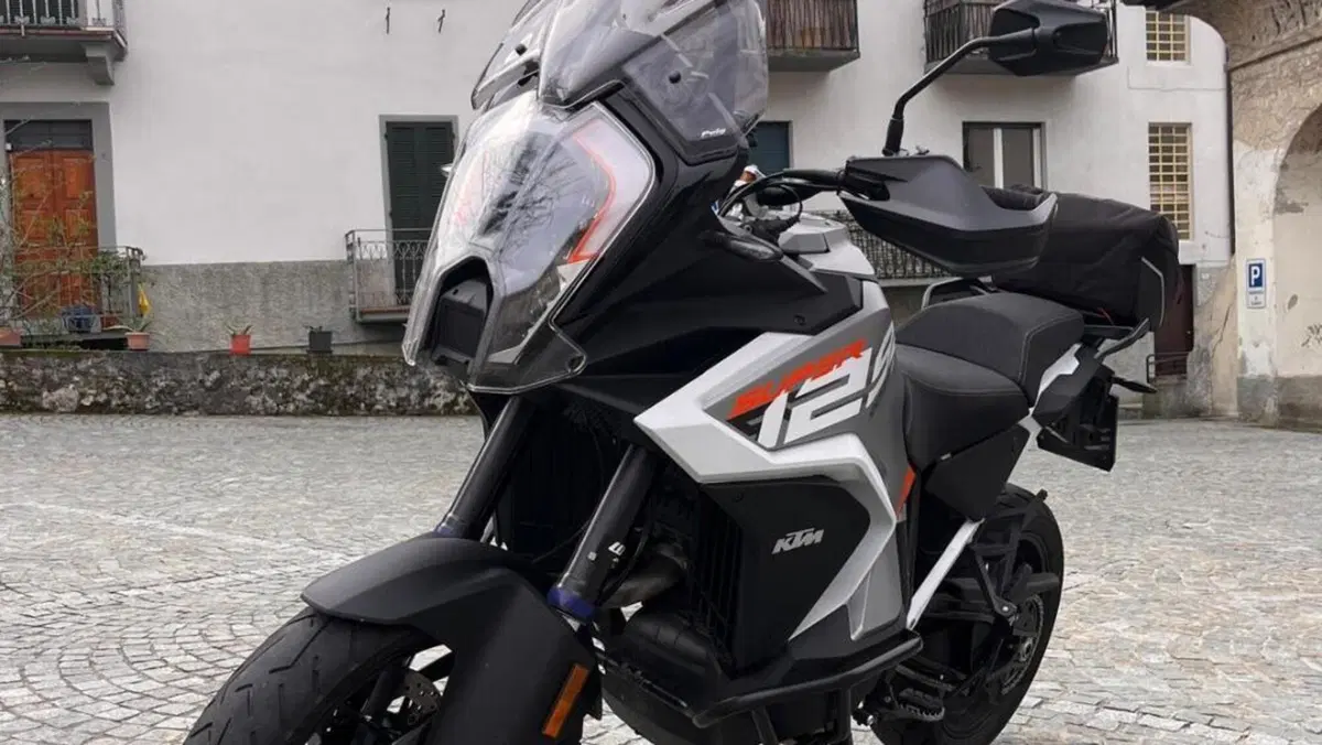 KTM 1290 Super Adventure S (2021 - 25)  (2)