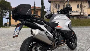 KTM 1290 Super Adventure S (2021 - 25)  (4)