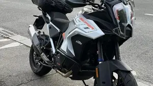 KTM 1290 Super Adventure S (2021 - 25)  (15)