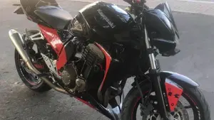 Kawasaki Z 750 (2003 - 06)  (5)