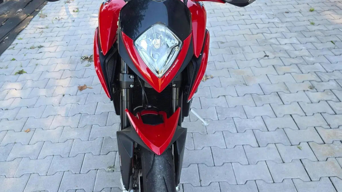 MV Agusta Rivale 800 EAS ABS (2013 - 17)  (2)