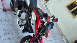 MV Agusta Rivale 800 EAS ABS (2013 - 17)  (3)