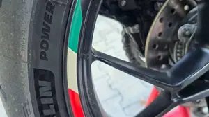 MV Agusta Rivale 800 EAS ABS (2013 - 17)  (6)