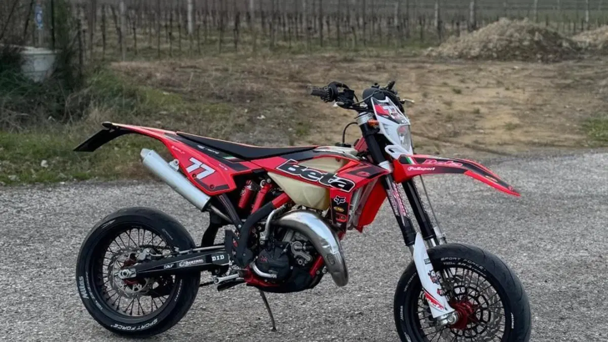 Betamotor RR 125 2T Enduro (2020)  (4)