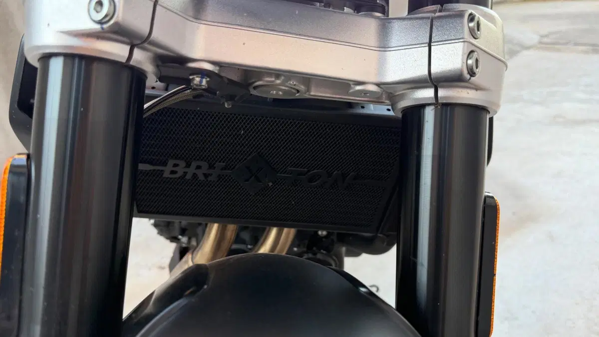 Brixton Motorcycles Crossfire 500 (2021 - 25)  (5)