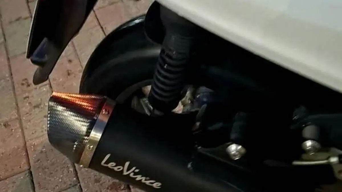 Piaggio Beverly 350 SportTouring ie (2011 - 15)  (7)