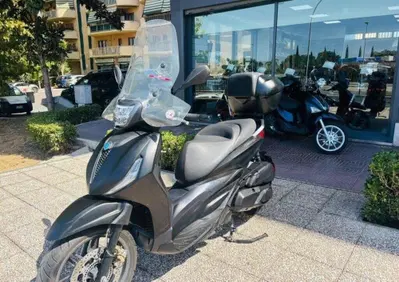 Piaggio Beverly 400 ABS-ASR (2021 - 24) - Annuncio 10125361