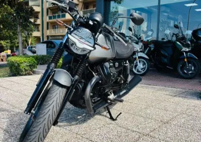 Moto Guzzi V7 Stone (2021 - 24) - Annuncio 10125370