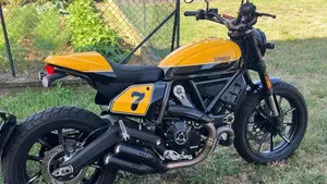 Ducati Scrambler 800 Full Throttle (2017 - 21) 
