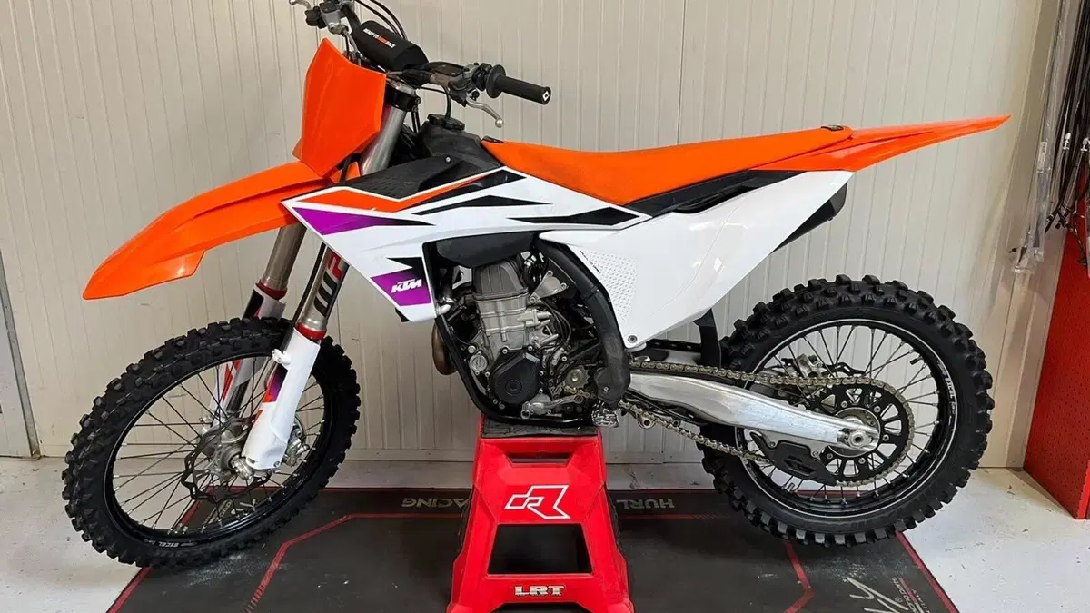 KTM 450 SX-F (2024)  (2)