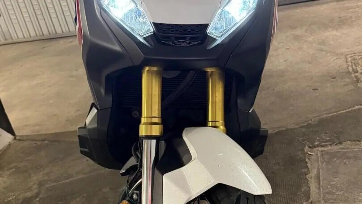 Honda X-ADV 750 (2018 - 20)  (2)