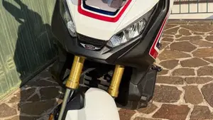 Honda X-ADV 750 (2018 - 20)  (10)