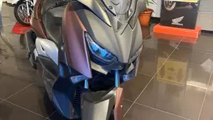Yamaha X-Max 300 ABS (2017 - 20)  (4)