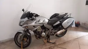 Honda CBF 1000  (5)
