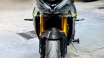 Triumph Speed Triple 1200 RS (2021 - 24) usata