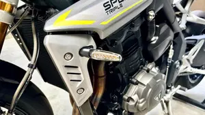 Triumph Speed Triple 1200 RS (2021 - 24)  (5)