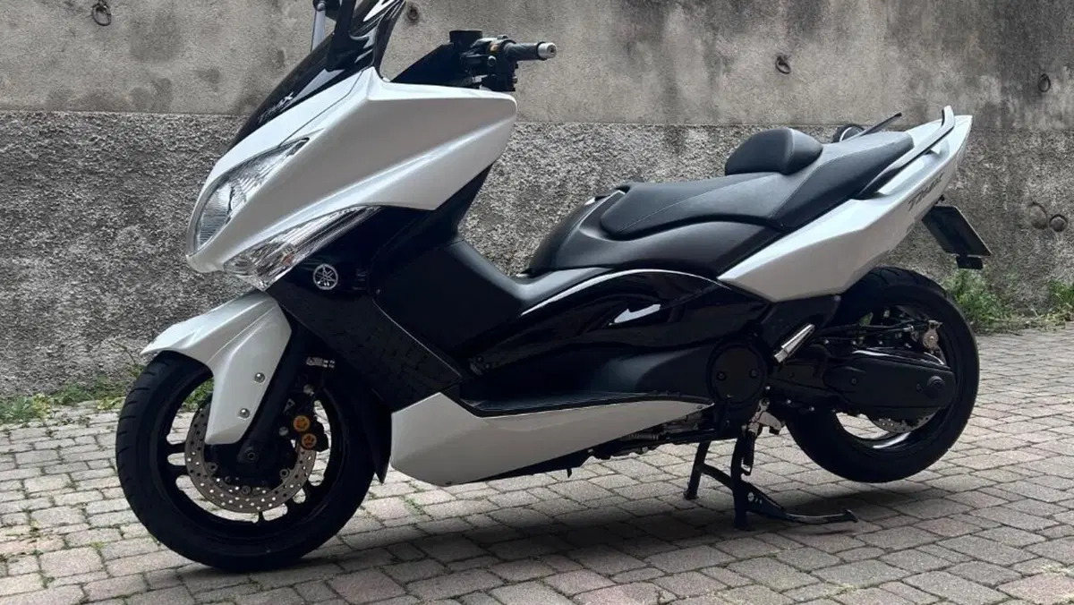 Yamaha T-Max 500 (2008 - 12)  (2)