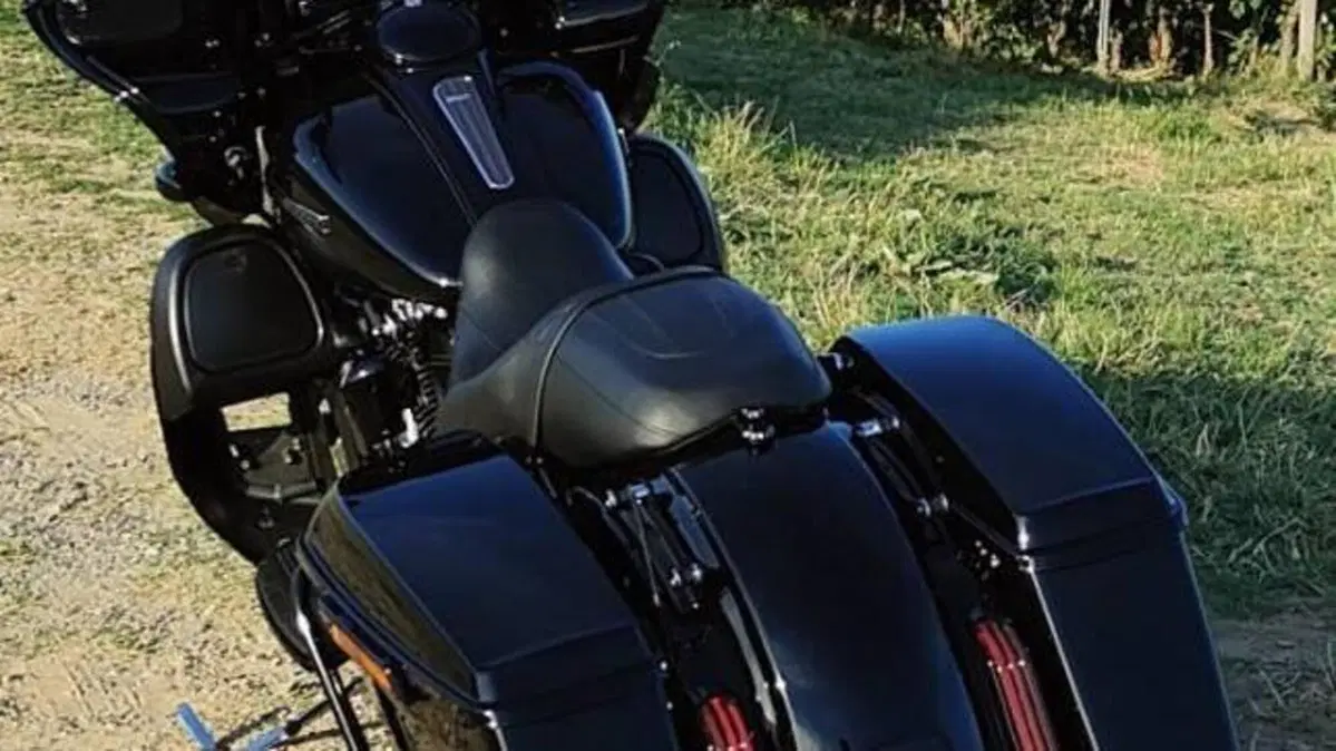Harley-Davidson Road Glide Special (2021 - 23)  (2)