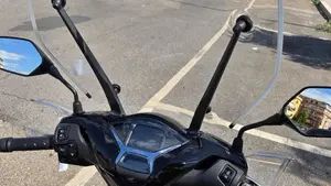 Honda SH 150i (2024 - 25)  (7)