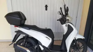 Honda SH 150i ABS (2013 - 16)  (3)