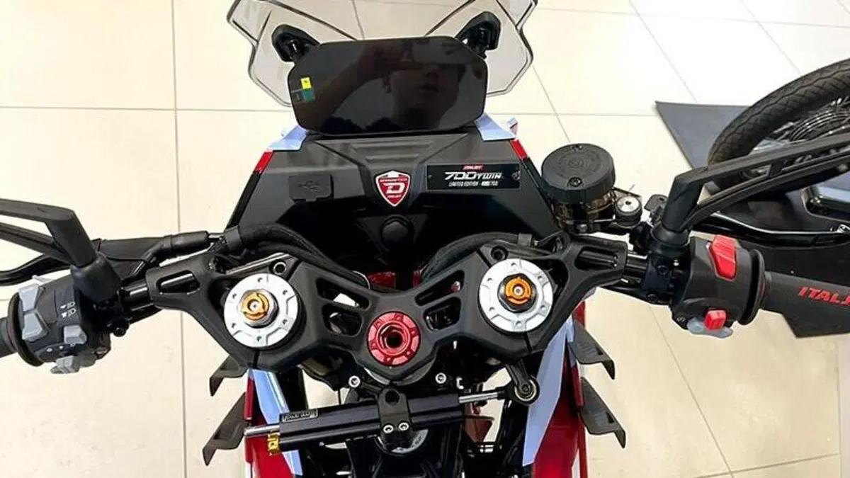 Italjet Moto Dragster 700 Twin Premium (2025 - 26)  (5)