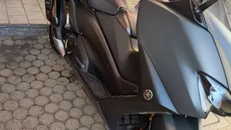 Yamaha T-Max 560 Tech Max (2020) usata