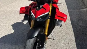 Ducati Streetfighter V4 S (2025 - 26) 