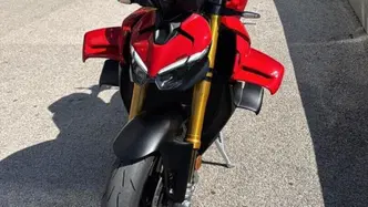 Ducati Streetfighter V4 S (2025 - 26) usata