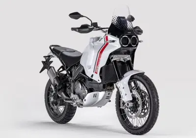 Ducati DesertX (2022 - 25) - Annuncio 10111813