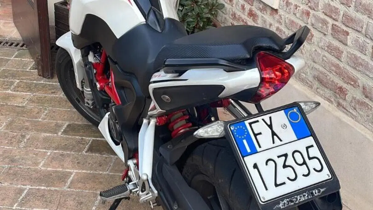 Benelli BN 251 (2017 - 20)  (3)