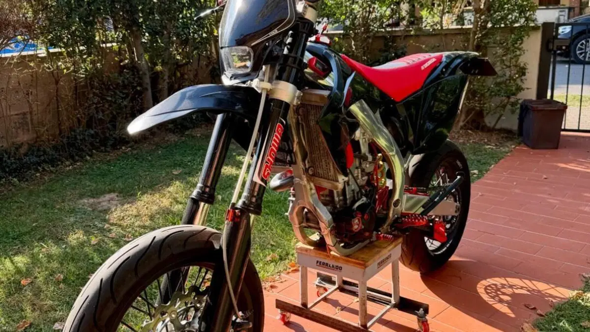 Honda CRF 450R (2008)  (2)