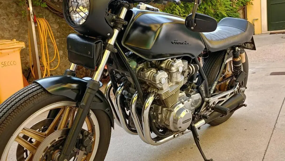 Honda CB 750 (1980 - 84) FD-KZ-CD  (2)