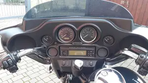 Harley-Davidson 1584 Electra Glide Standard (2007) - FLHT  (5)