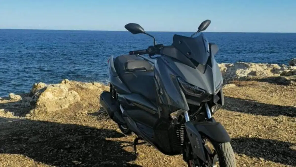 Yamaha X-Max 300 Tech Max (2021 - 24)  (3)