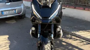 Honda X-ADV 750 Travel (2025 - 26)  (3)