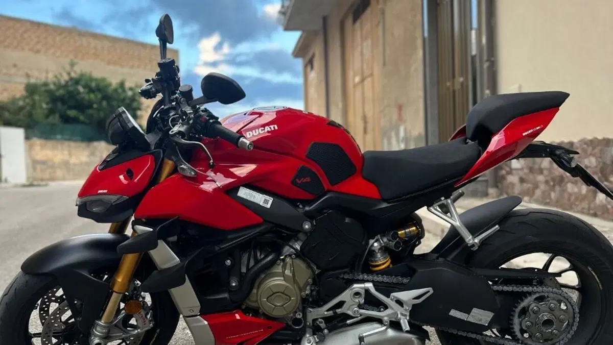 Ducati Streetfighter V4 1100 S (2021 - 22)  (4)