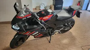 Aprilia RS 125 GP Replica (2021 - 24)  (2)