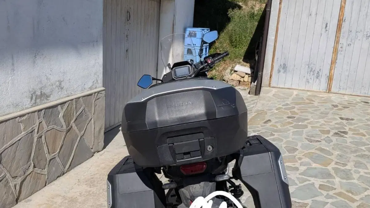 Honda Transalp XL750 (2023 - 24)  (2)