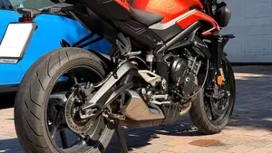 Triumph Street Triple 765 R (2023 - 26)  (5)