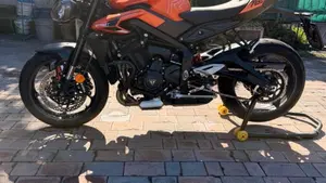 Triumph Street Triple 765 R (2023 - 26)  (8)